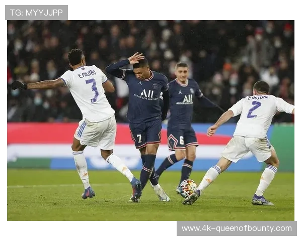 巴黎圣日耳曼欧冠半决赛4-0击溃皇马,展现强大实力。 巴黎圣日耳曼欧冠半决赛4-0击溃皇马,展现强大实力。